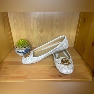 MICHAEL Michael Kors 8.5 Fulton Studded Logo Moccasins